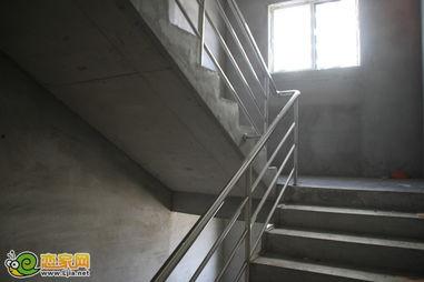 楼梯扶手安装视频